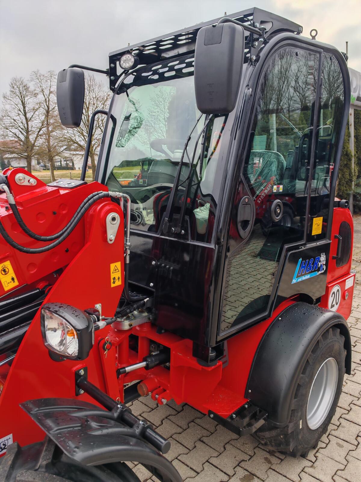 H&R 2210T Hoflader 3