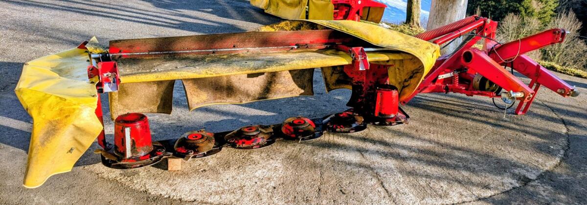 Pöttinger Heckmähwerk Novadisc 265 2