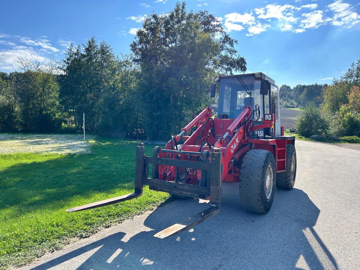 O&K L15i Radlader – 74 kW, 12.600 Bstd., mit Palettengabel 2