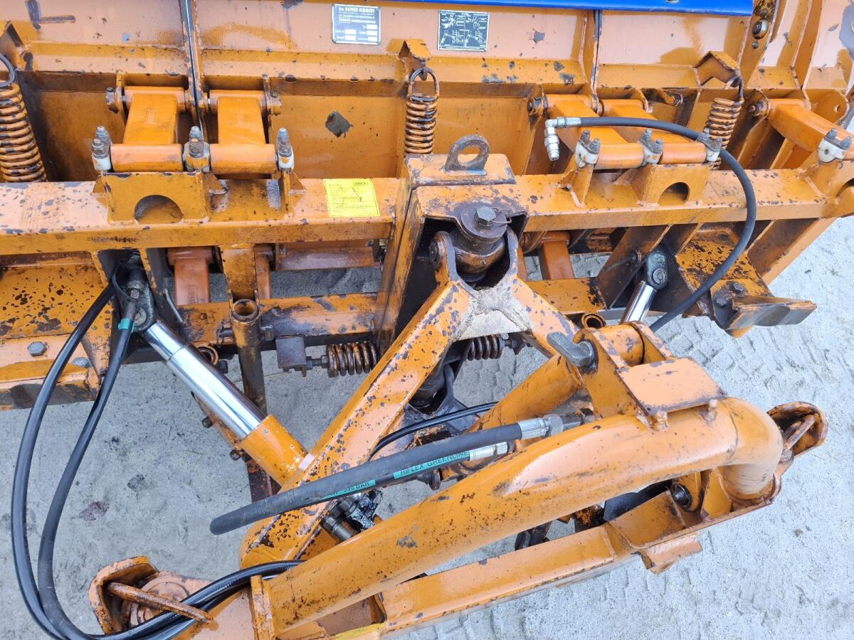 Schneepflug Schmidt MF 2.3 3