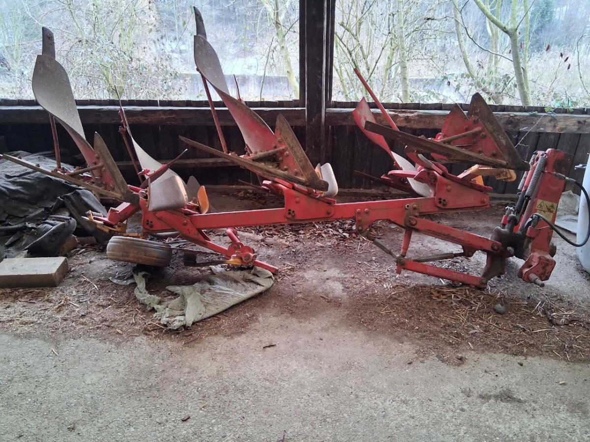 3 Scharer Wendepflug - Pöttinger Servo I 2