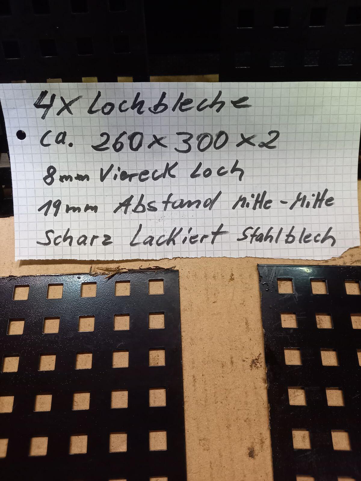 4 Lochblech Reste 3