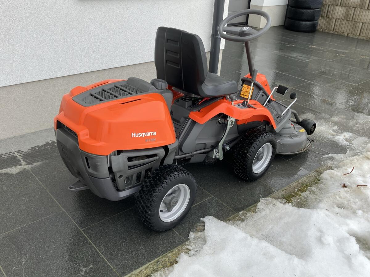 Husqvarna Rider R112C 3