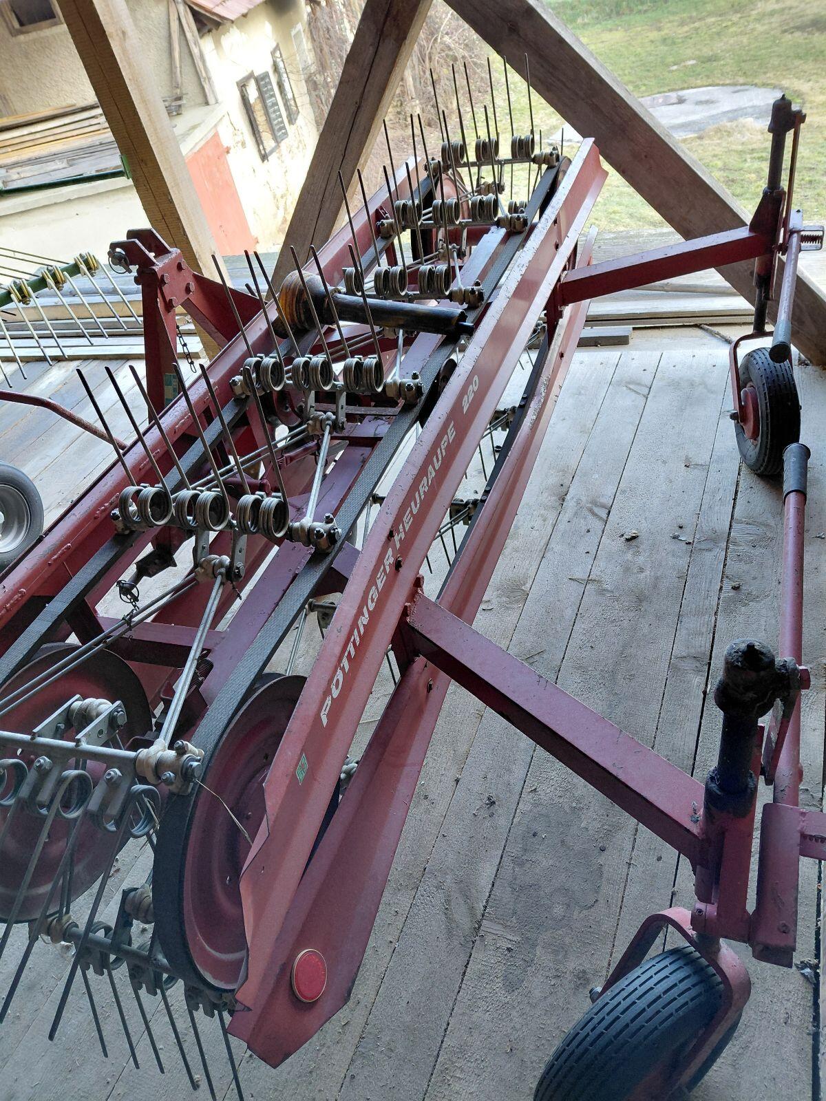 Heuraupe Bandrechen Schwader Pöttinger KR 220 3