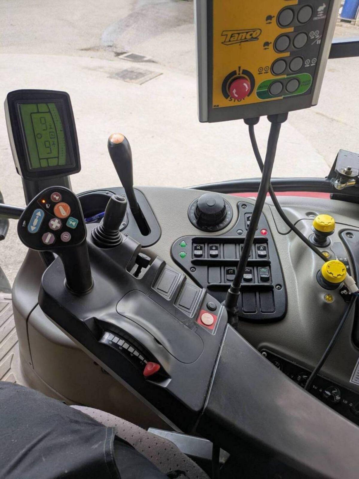 Case MXU 110 Pro Multicontroller 3