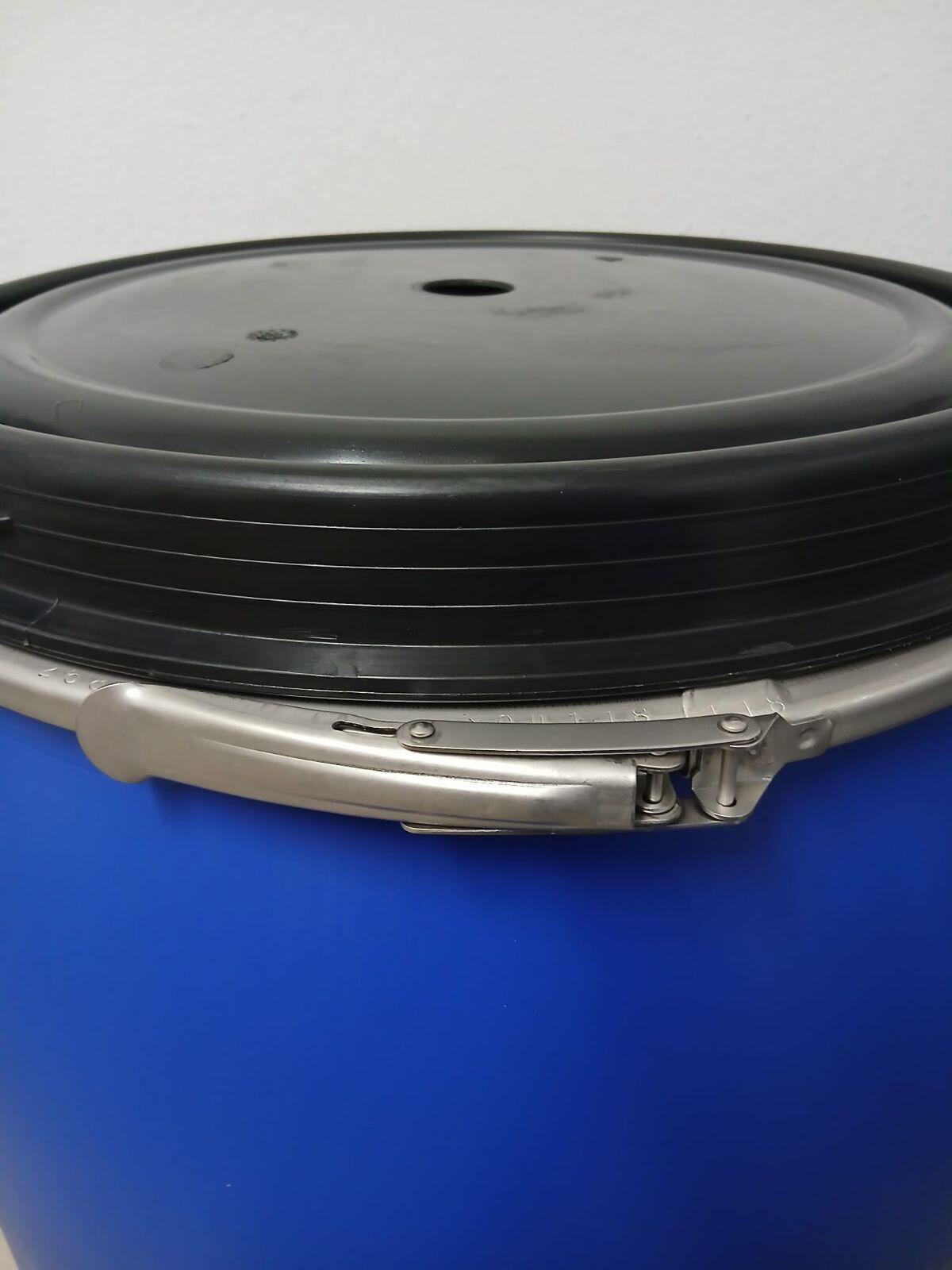 Maischefässer, Maischefass, Fass, Tonne 3