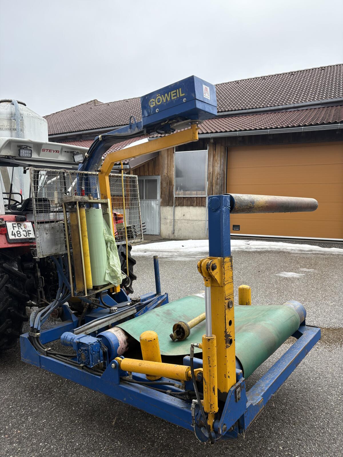 Göweil Rundballen-Wickelmaschine G-2010-Excl. 3