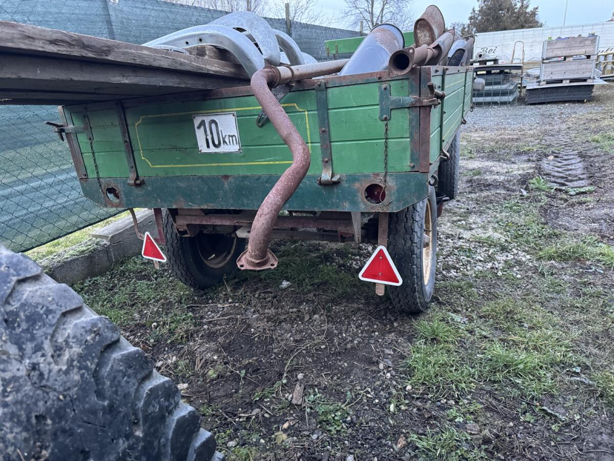 Kleiner Anhänger für Traktor 3