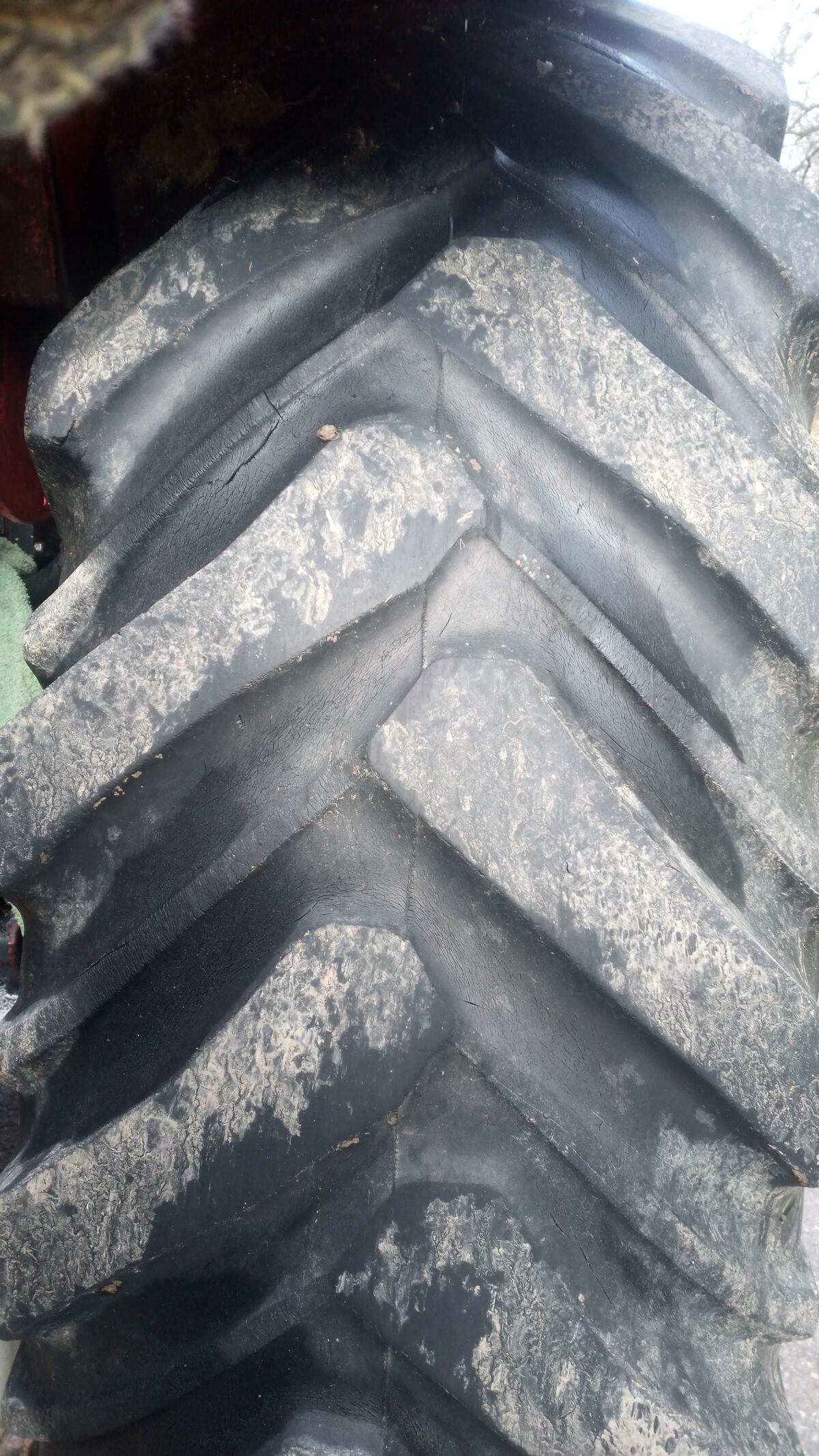 Traktorkompletträder 16.9R38 3