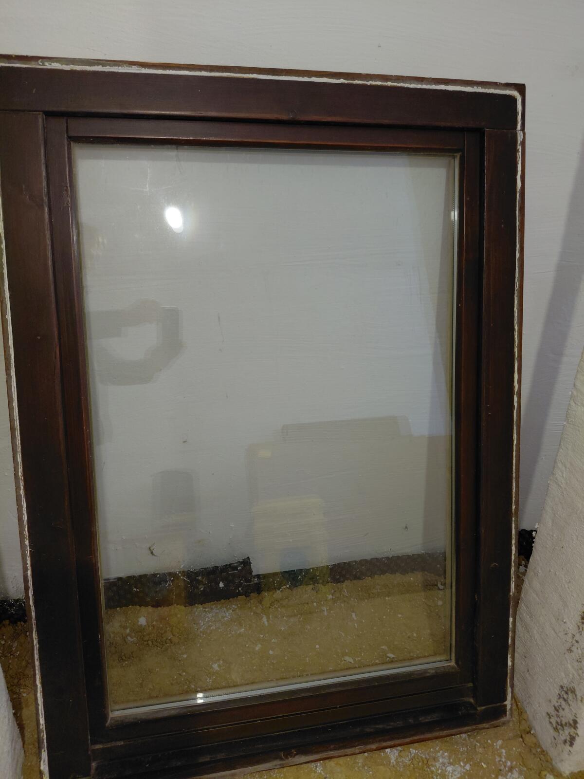 Verkaufe Holzfenster 3