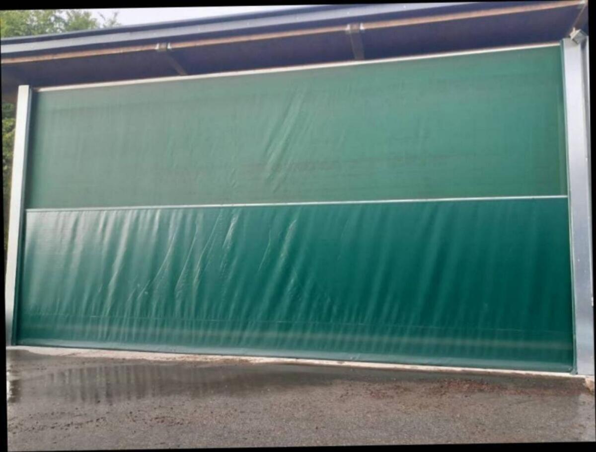 Rolltore mit Mittelantrieb 2