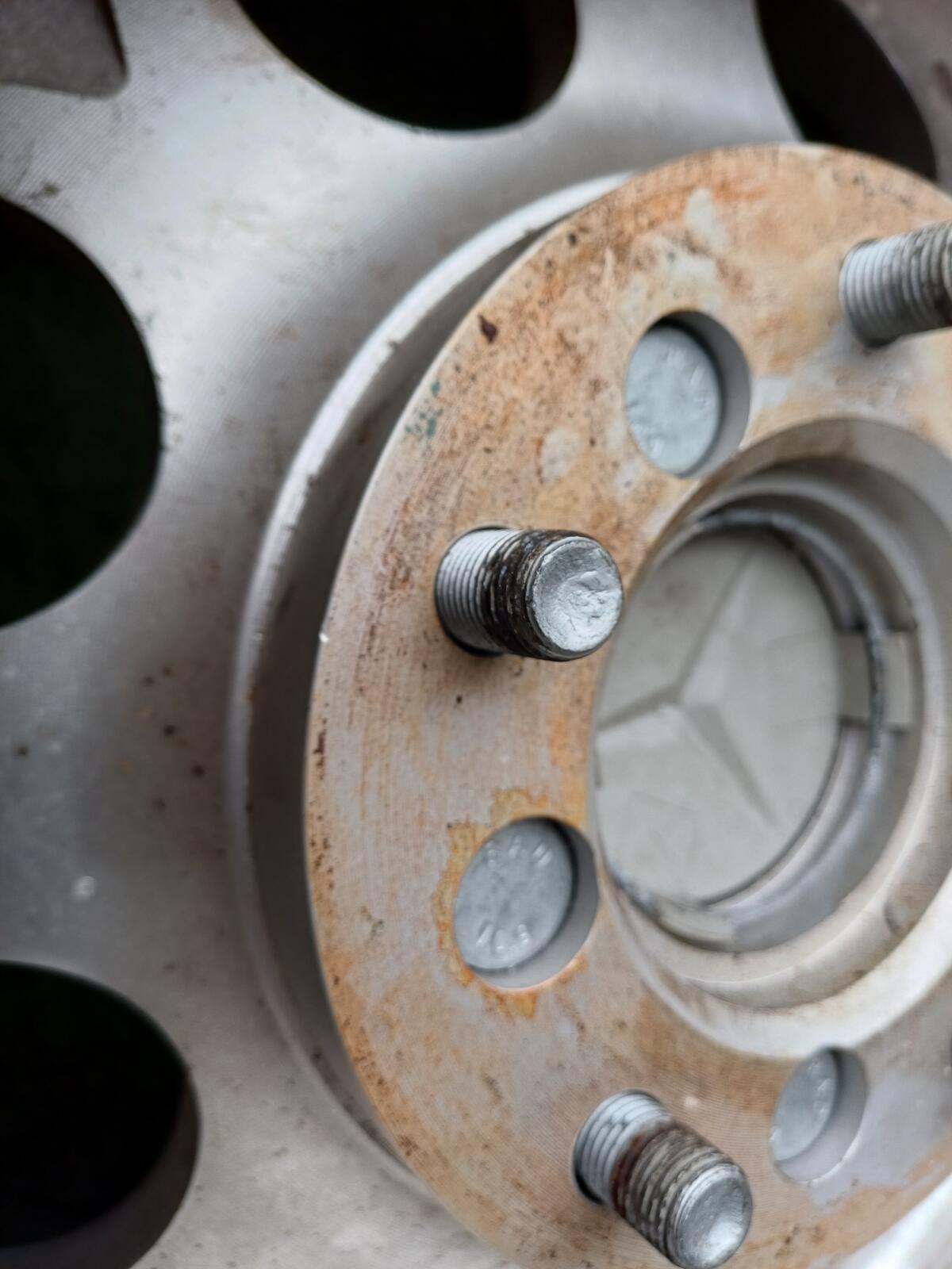 Mercedes Offroad Reifen 3