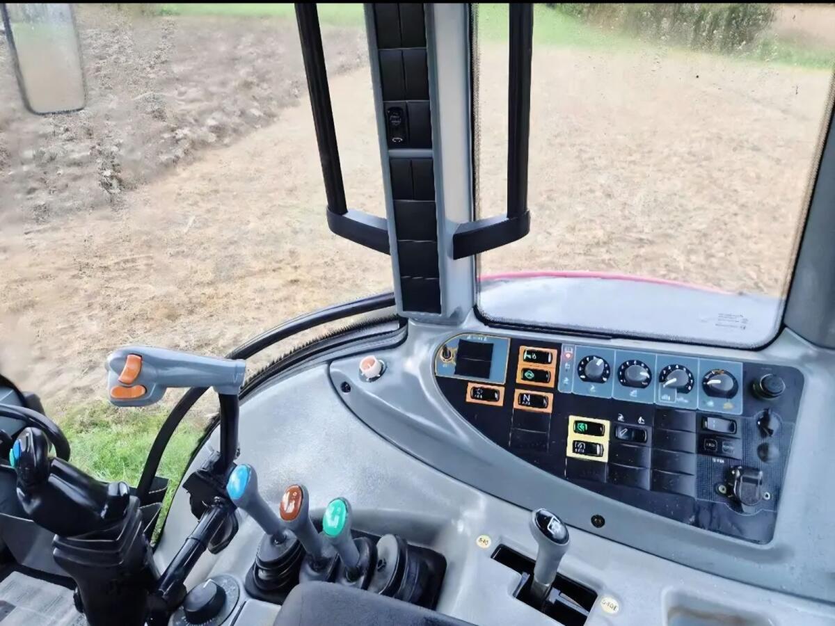 Valtra N103 Hi-tech 2