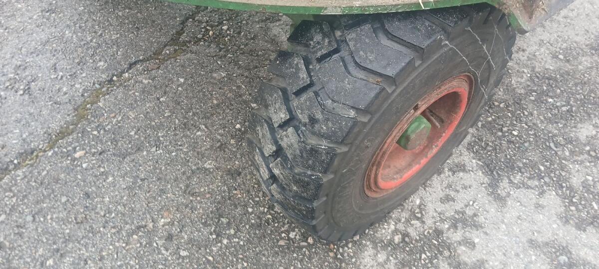 Futtermischwagen ca. 8m³ Eigenbau 3