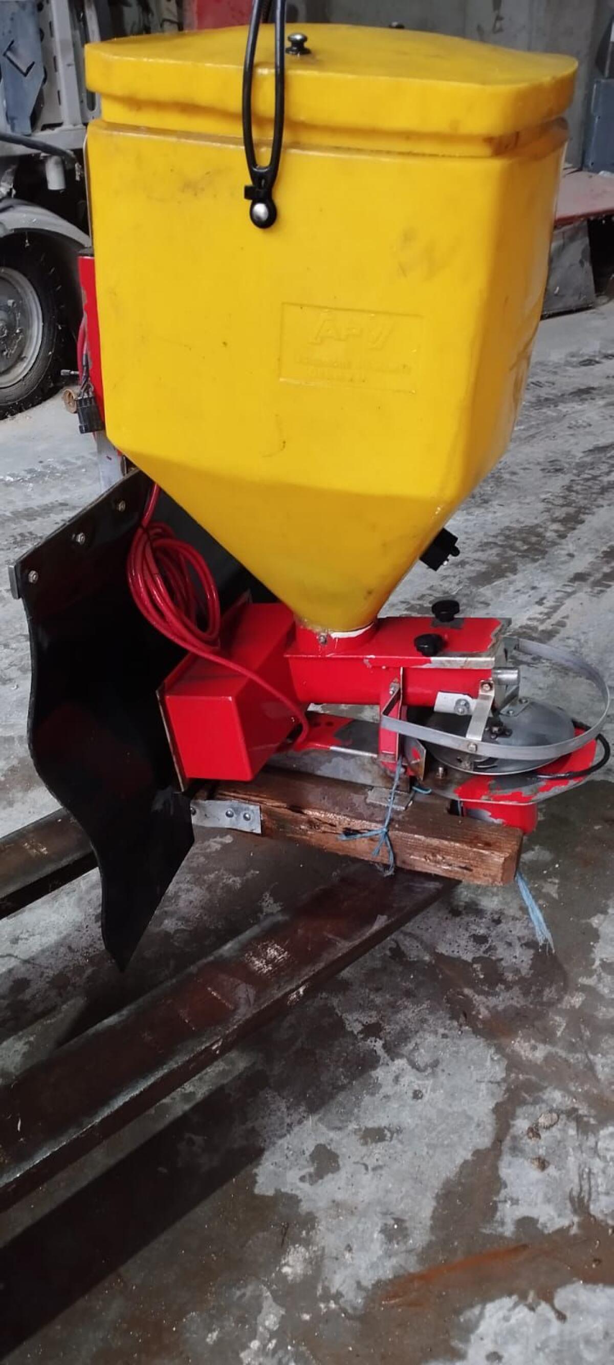 APV Streuer Salzstreuer 3