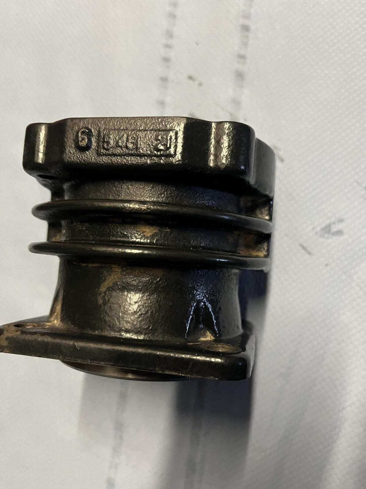 Gebrauchter Zylinder für Luftpresser von einem Deutz 5100 2