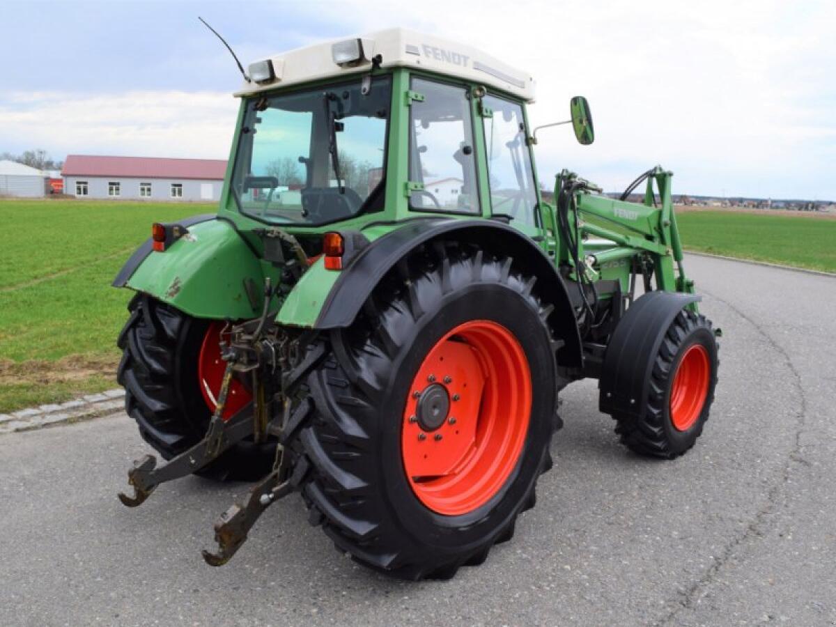 Traktor Fendt 275 zum Verkauf 2