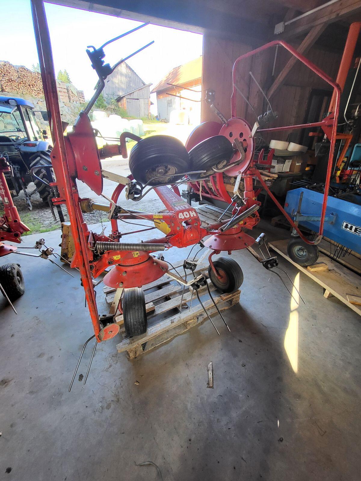 Pöttinger Hit 40H 2