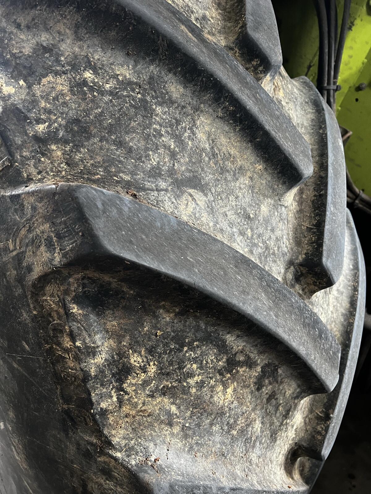 Mähdrescherreifen 650/75 R32 2