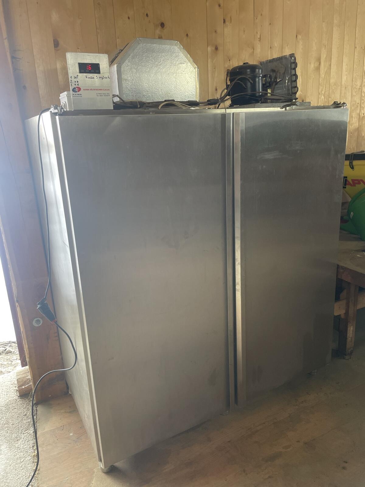 Wildschrank / Kühlschrank Edelstahl 2