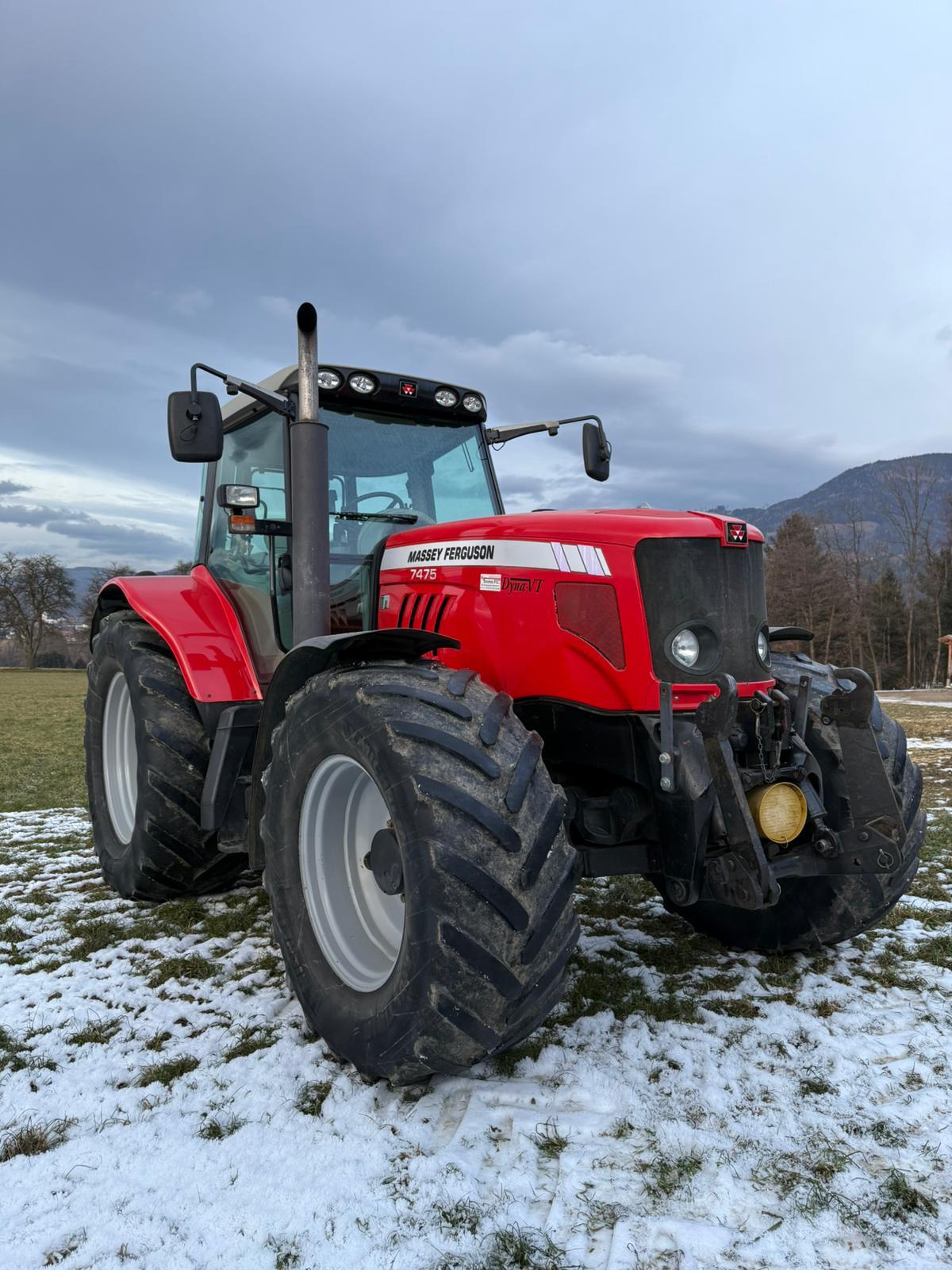 Massey Ferguson 7475-4 DynaVT 3