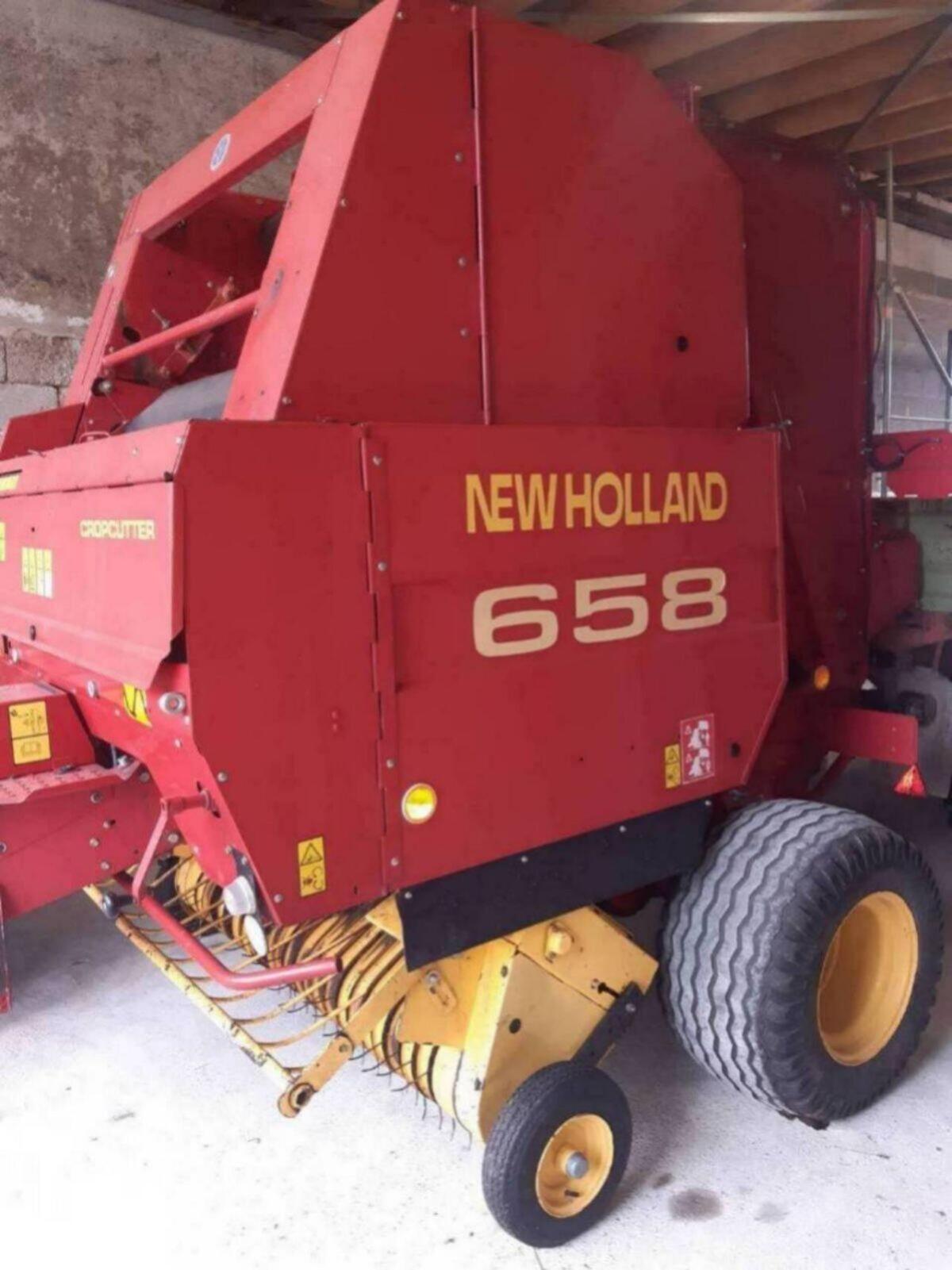 New Holland 658 2