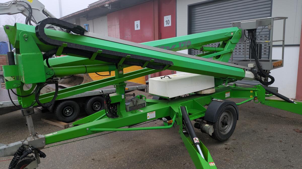 Anhängerarbeitsbühne Nifty 170 3