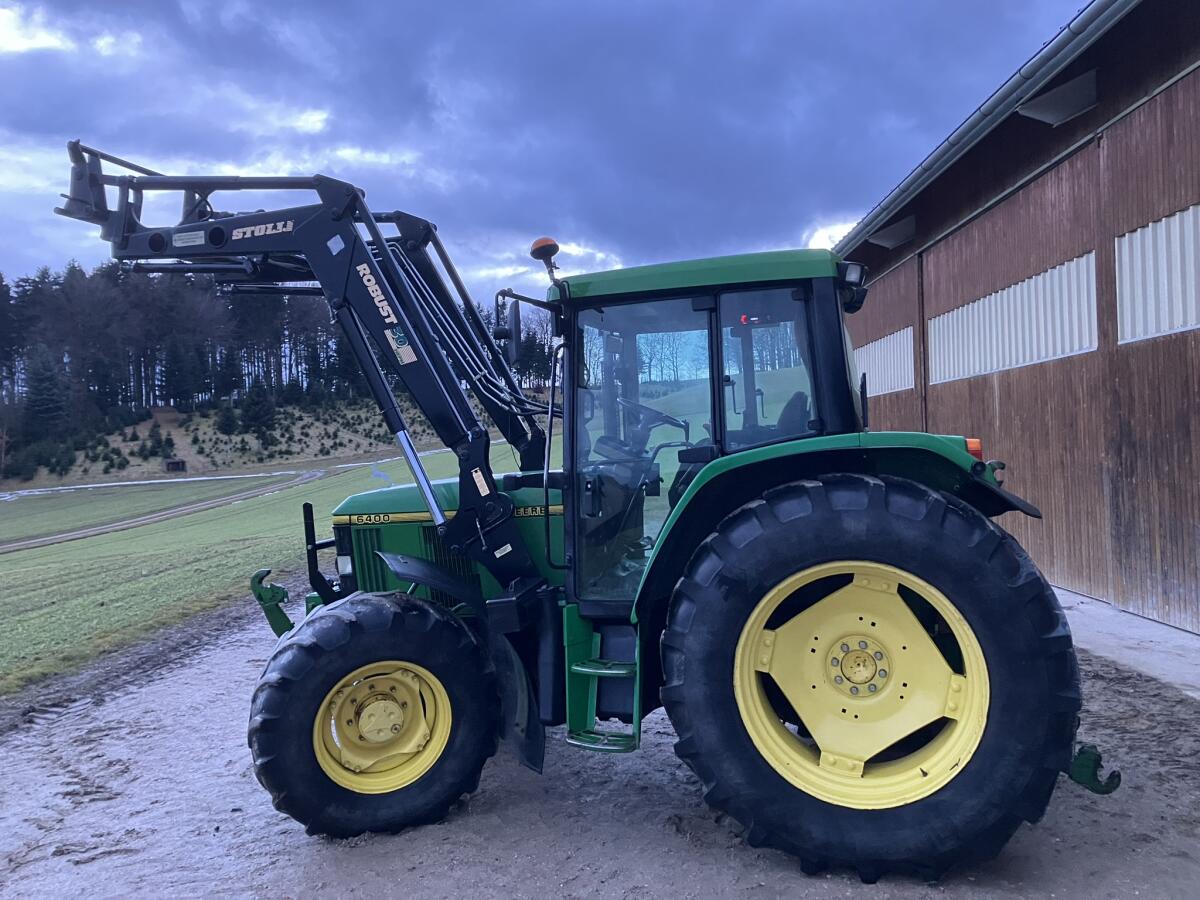 John Deere 6400 mit Vollausstattung 2