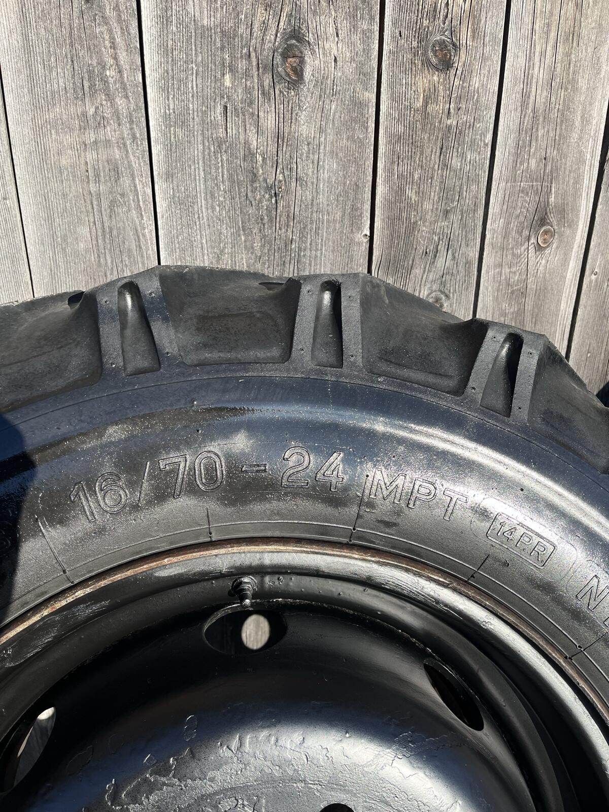 Unimog Kompletträder 24 Zoll 3