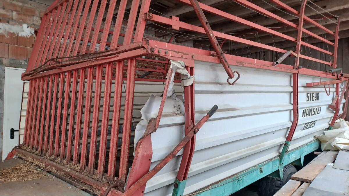 Ladewagen Steyr Hamster 8025 3