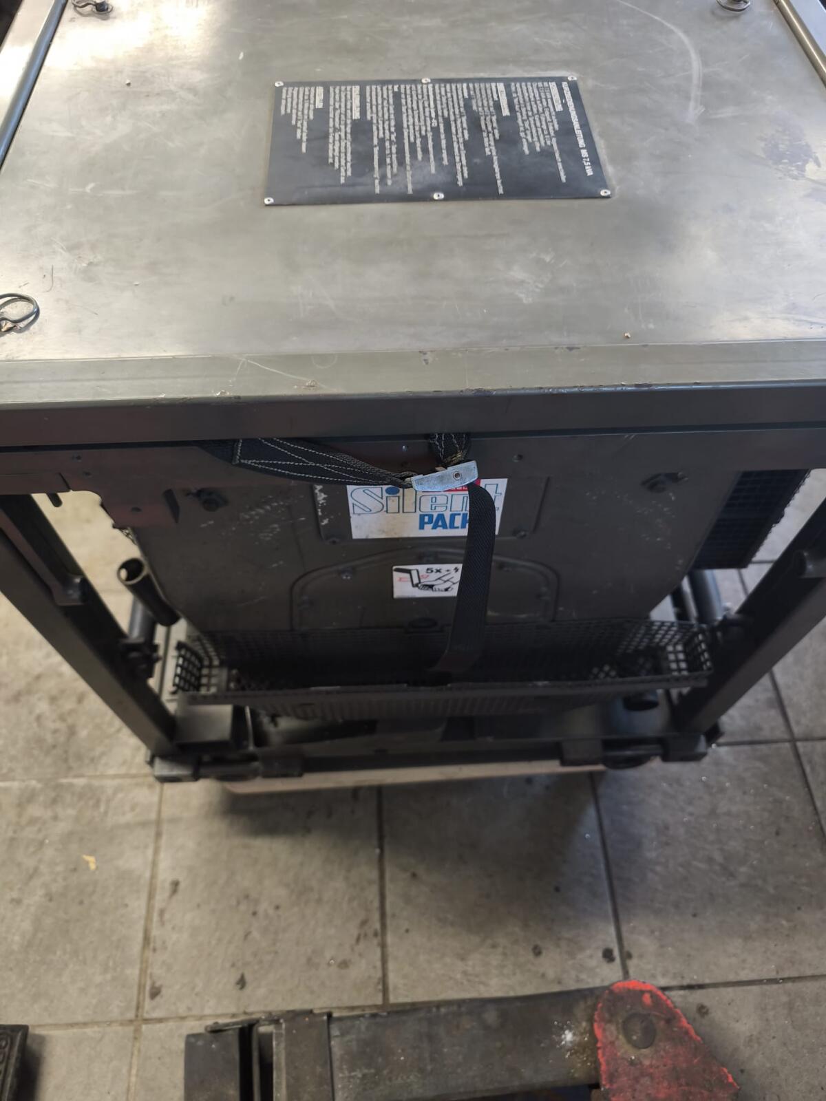 Stromerzeuger Notstromaggregat Bundesheer Bund BW HATZ Diesel 2