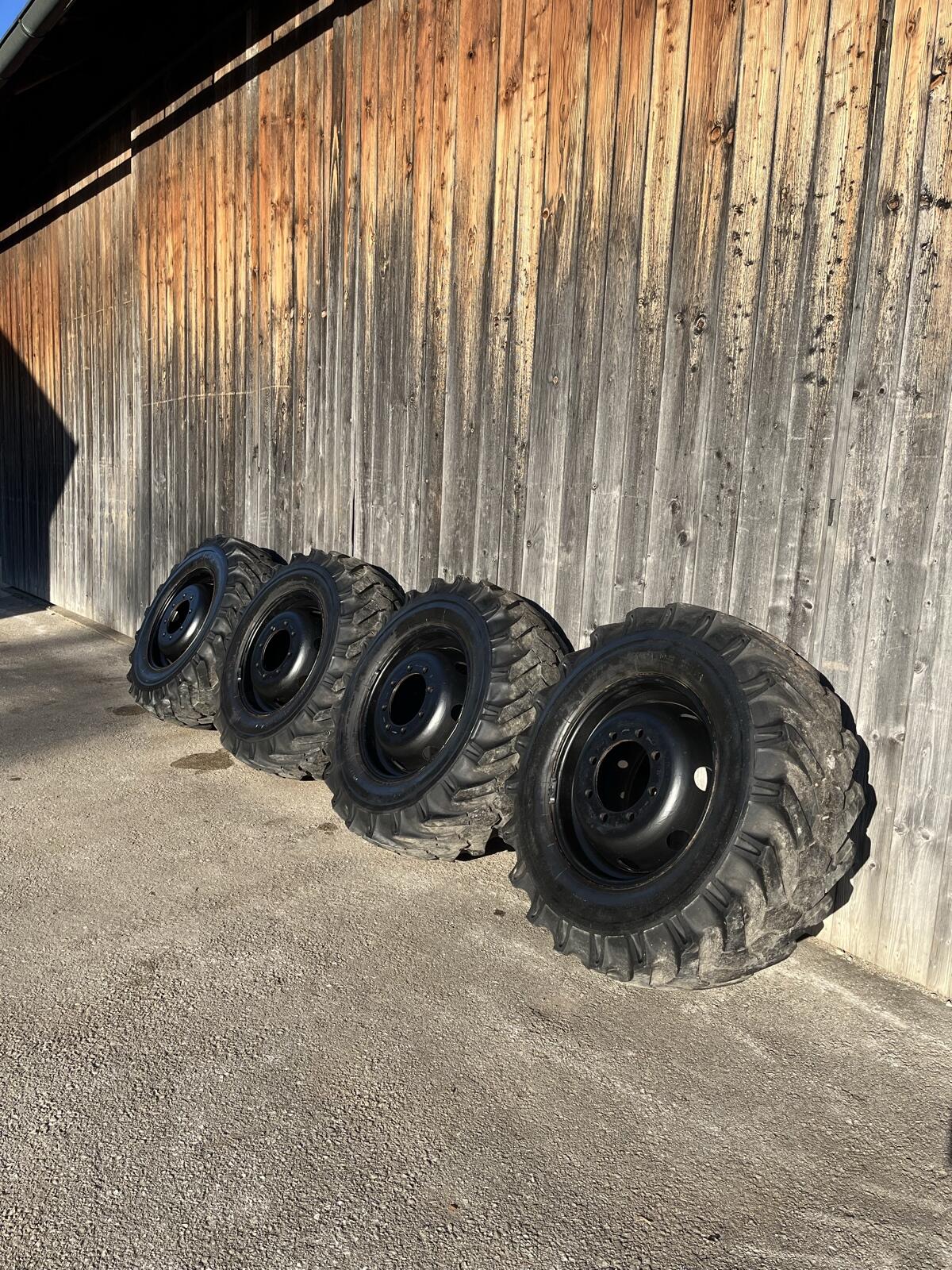 Unimog Kompletträder 24 Zoll 2