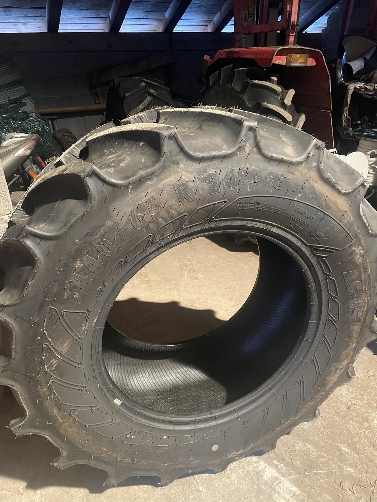 Traktorreifen Mitas 440/65R24 2