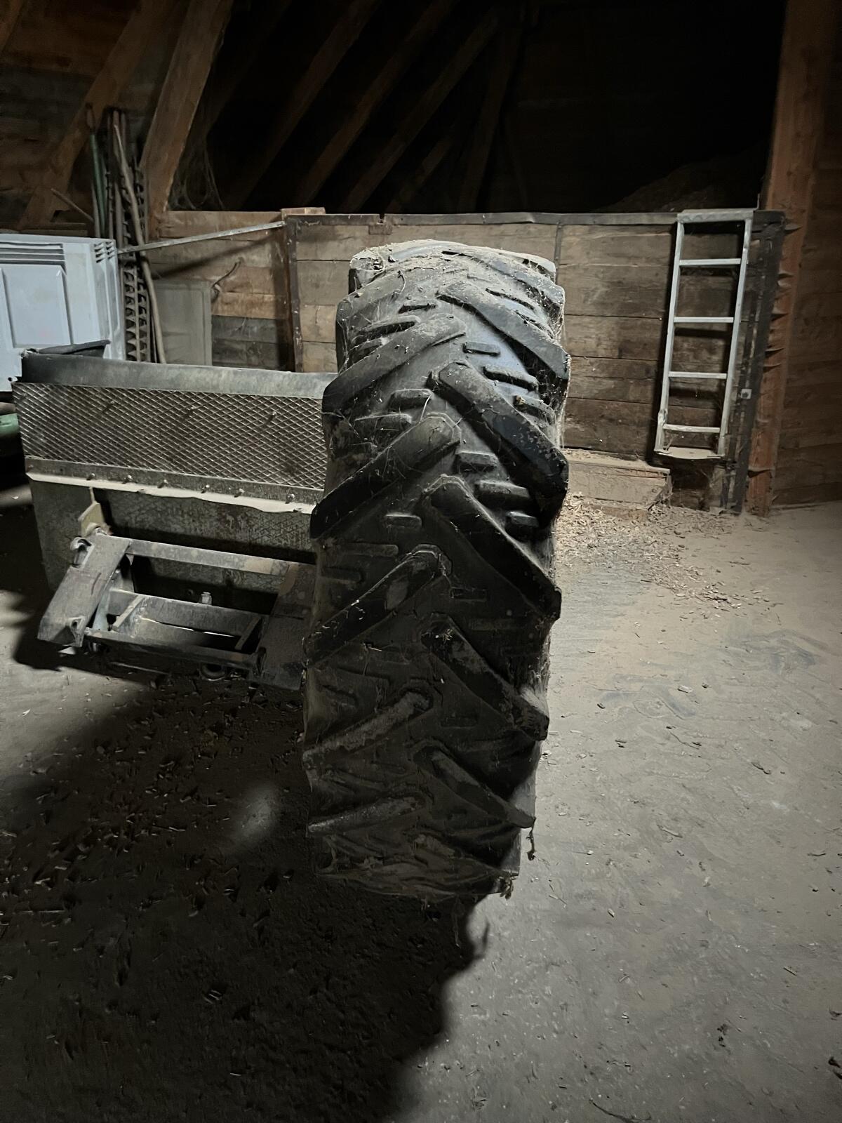 Kompletträder 18.4 R 34/460/85 R 34 2