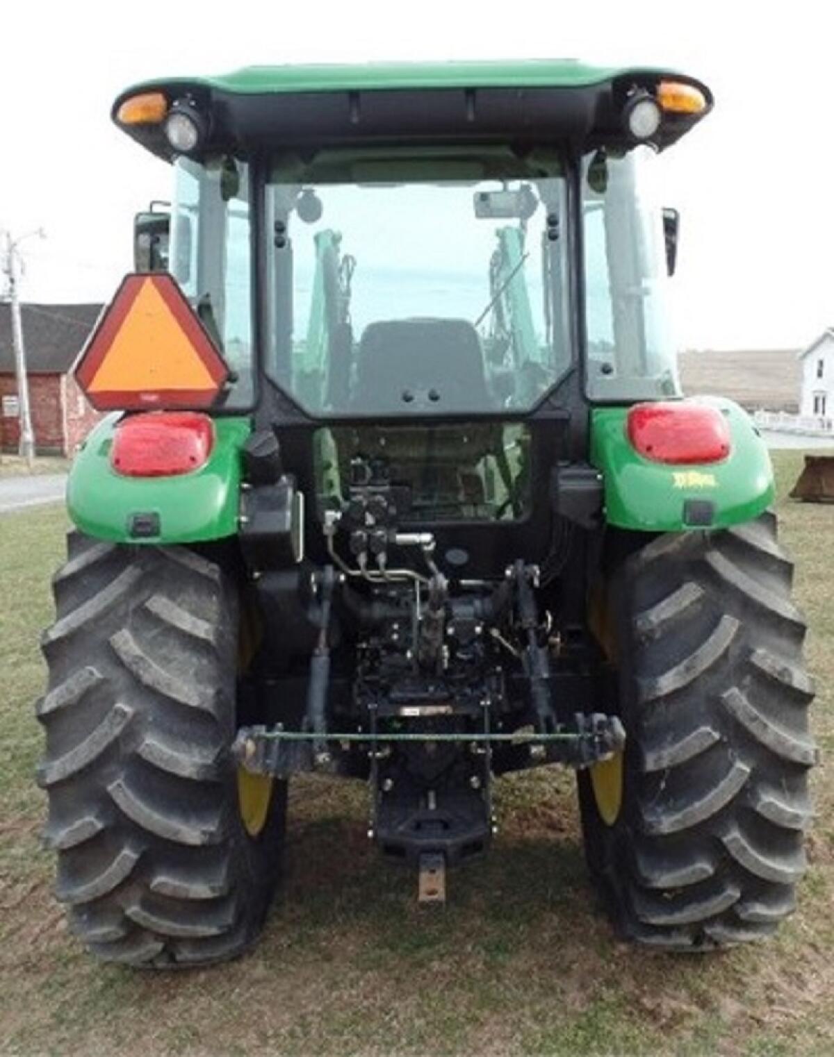 John Deere 5525 2