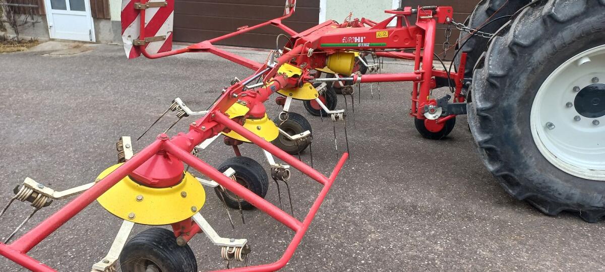 Verkaufe Pöttinger Zettkreisel Eurohit 61 3