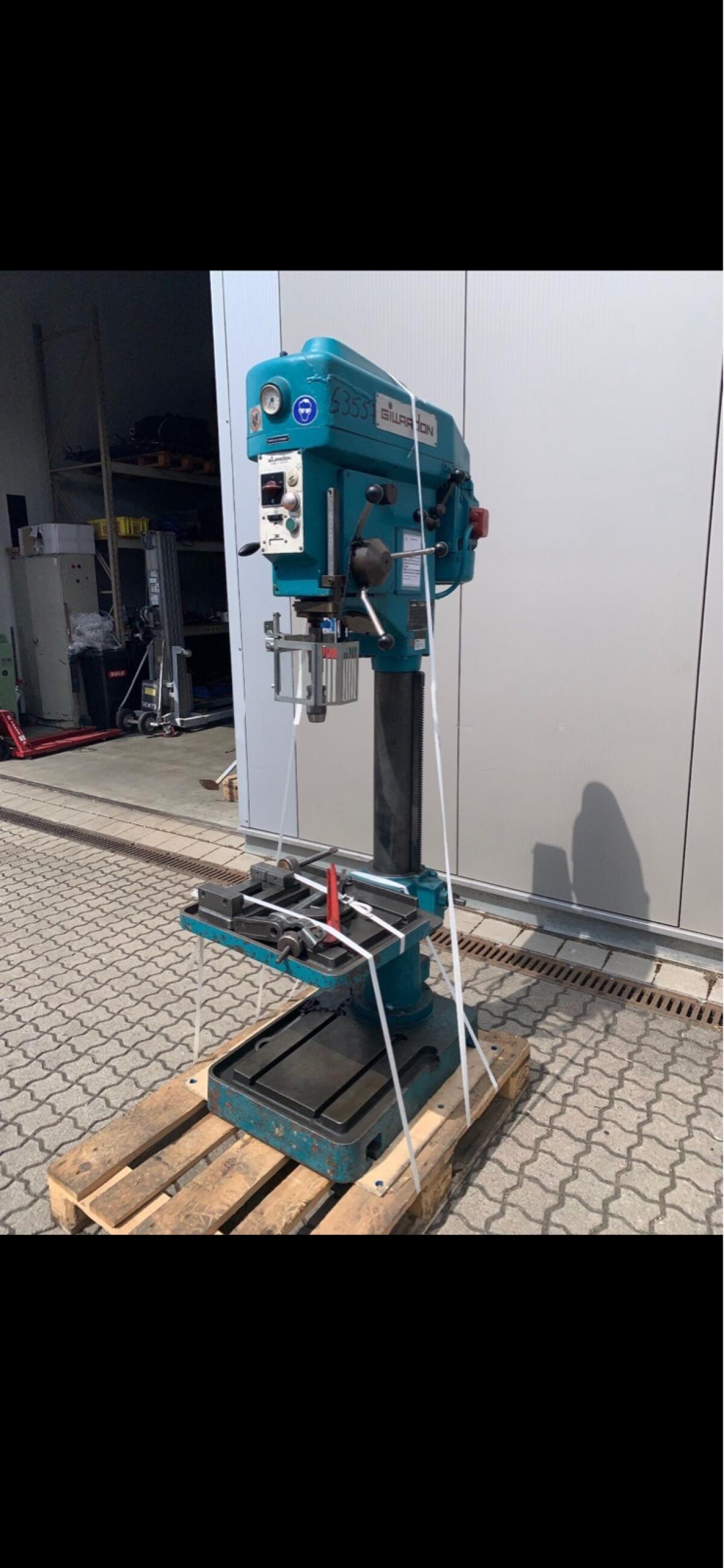 Standbohrmaschine Säulenbohrmaschine Gillardon 2