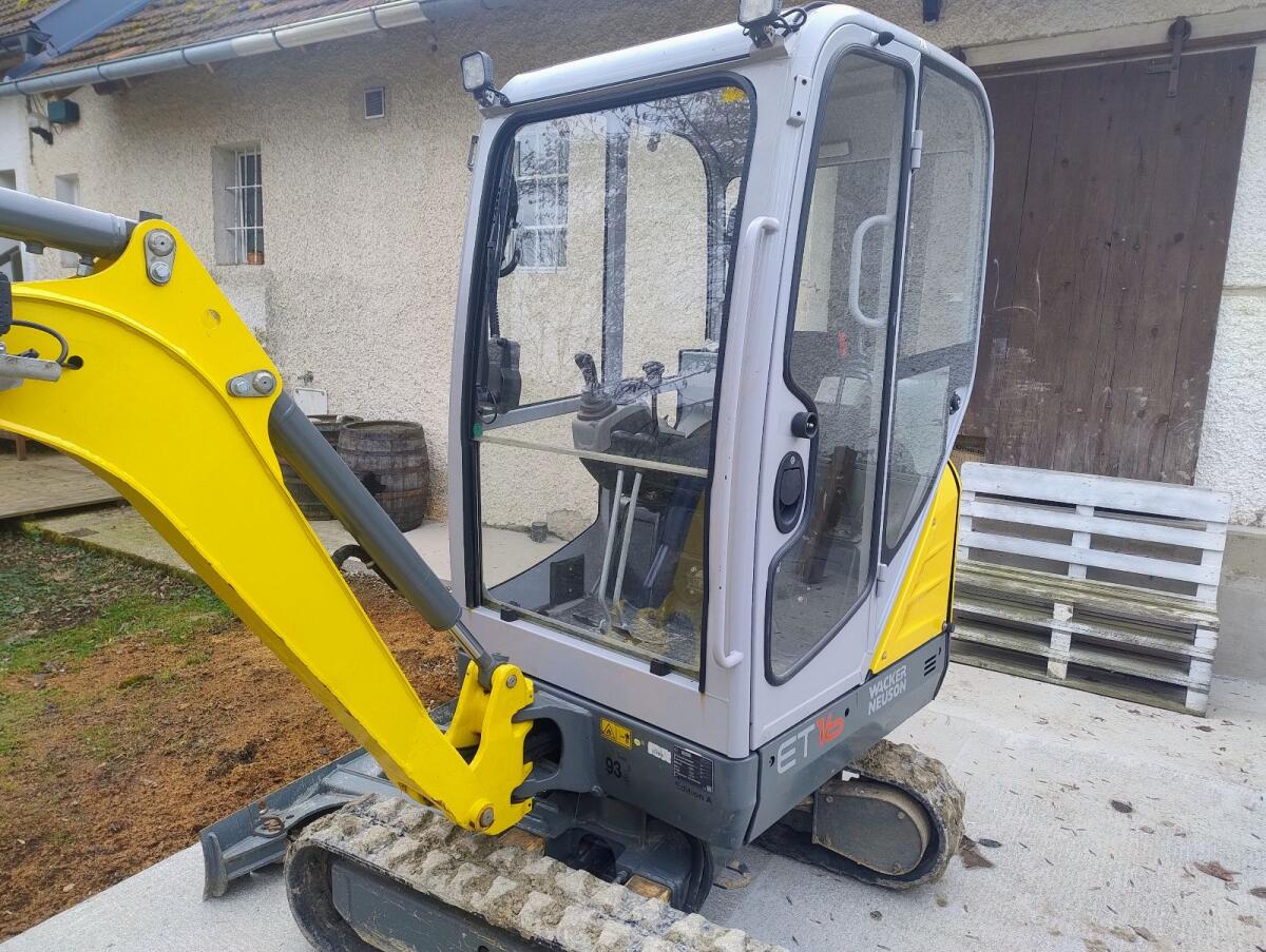 Wacker Neuson ET 16 BJ 21 mit 2 Löffel 2