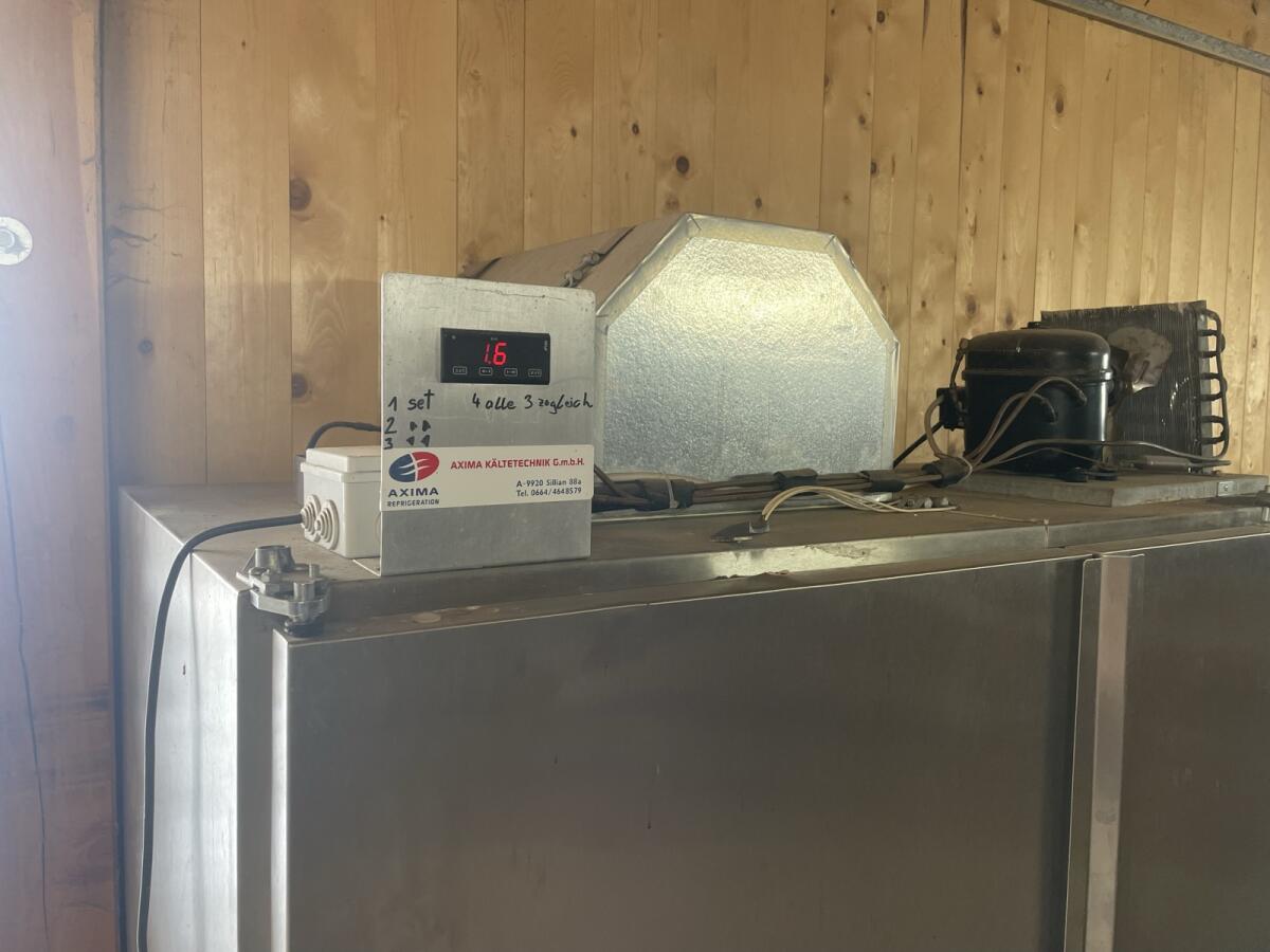 Wildschrank / Kühlschrank Edelstahl 3