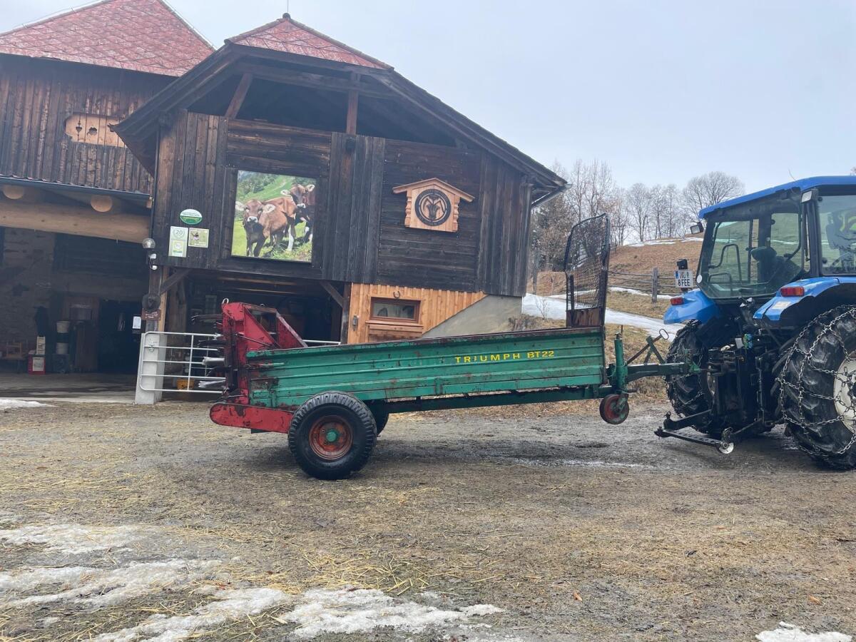 Kirchner Triumph BT22 2