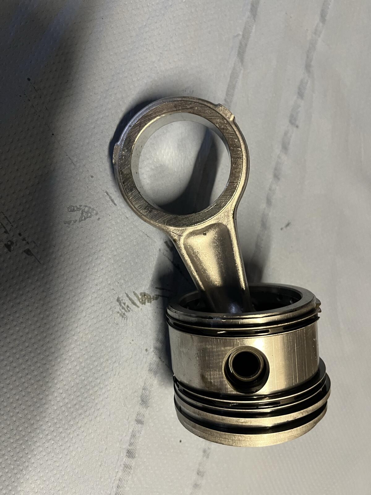 Gebrauchter Kolben für Luftpresser von Deutz 5100 3