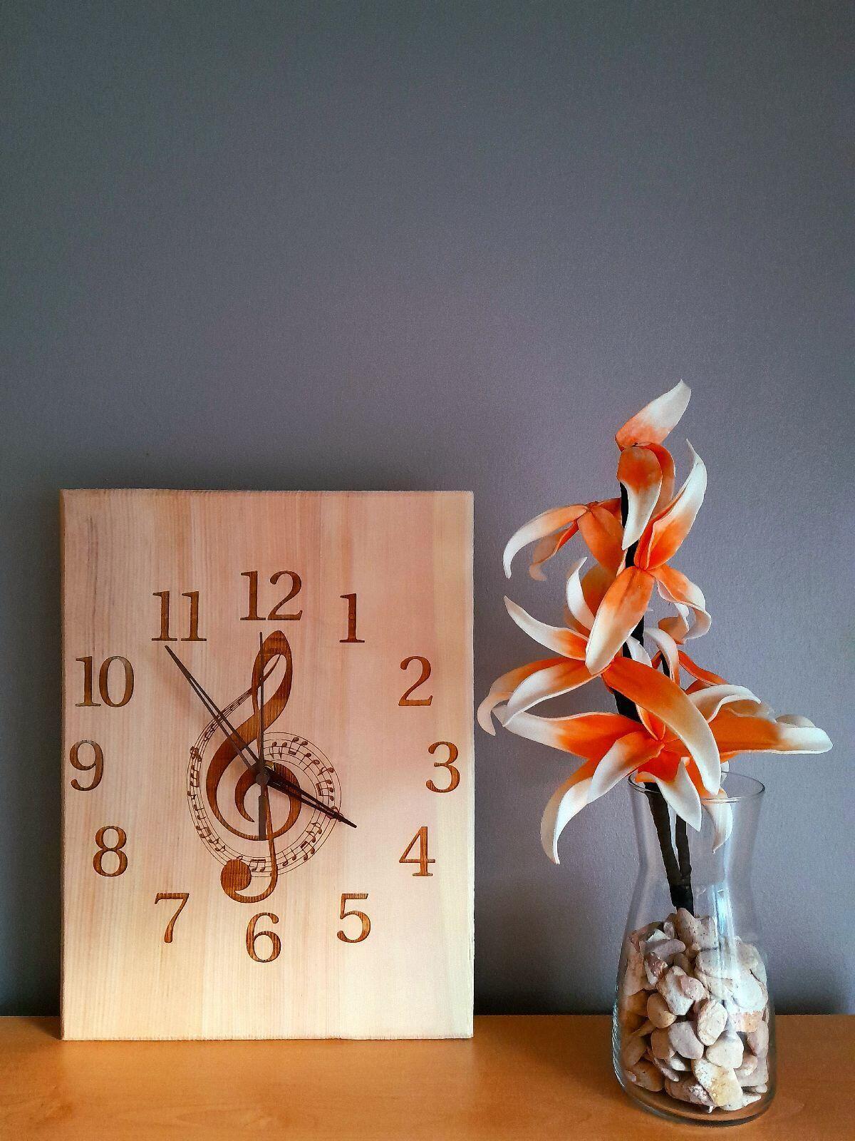 Küchenuhr, Wanduhr, Zimmeruhr aus Zirbenholz 2