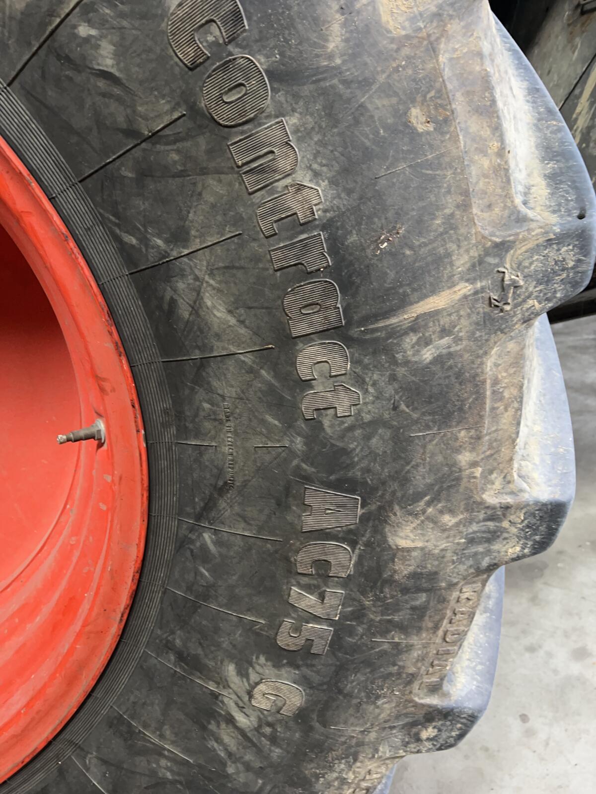 Mähdrescherreifen 650/75 R32 3