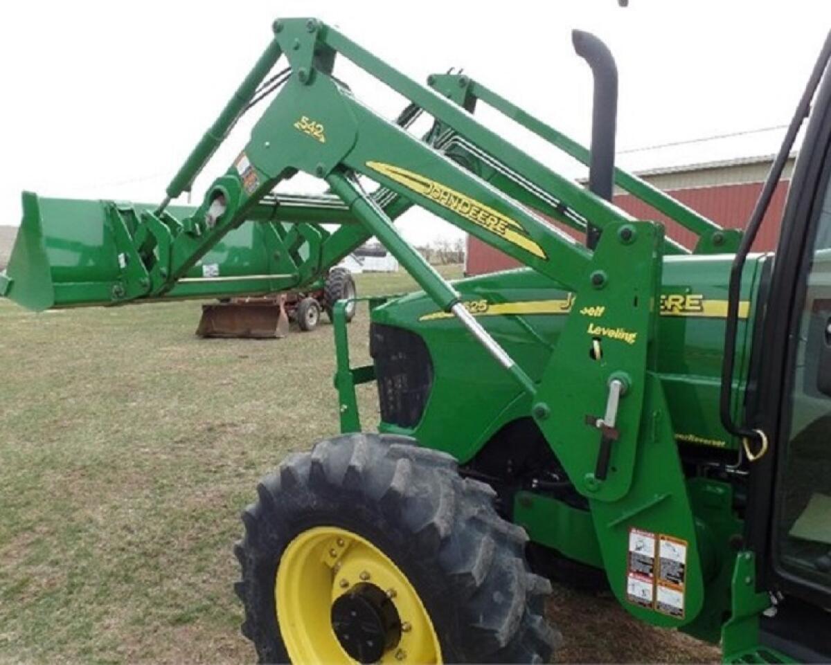 John Deere 5525 3