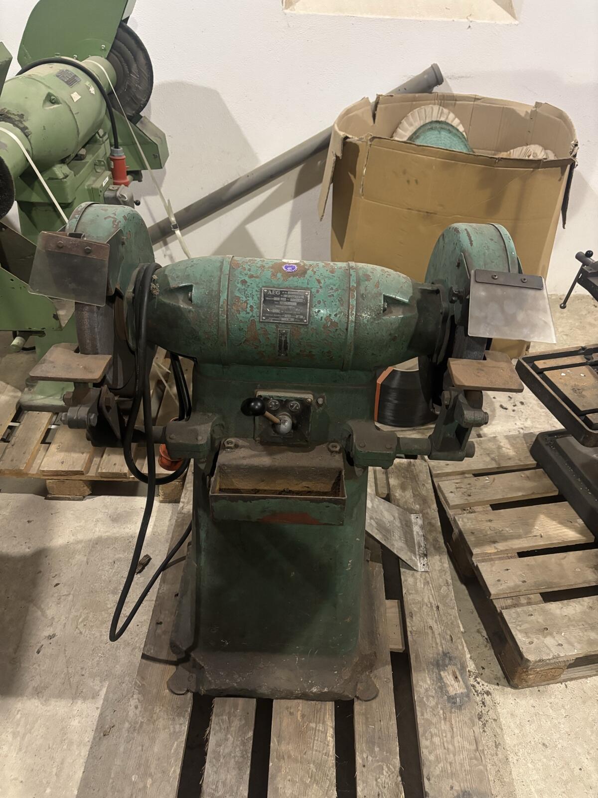 Schleifbock Schleifmaschine Bandschleifer 3