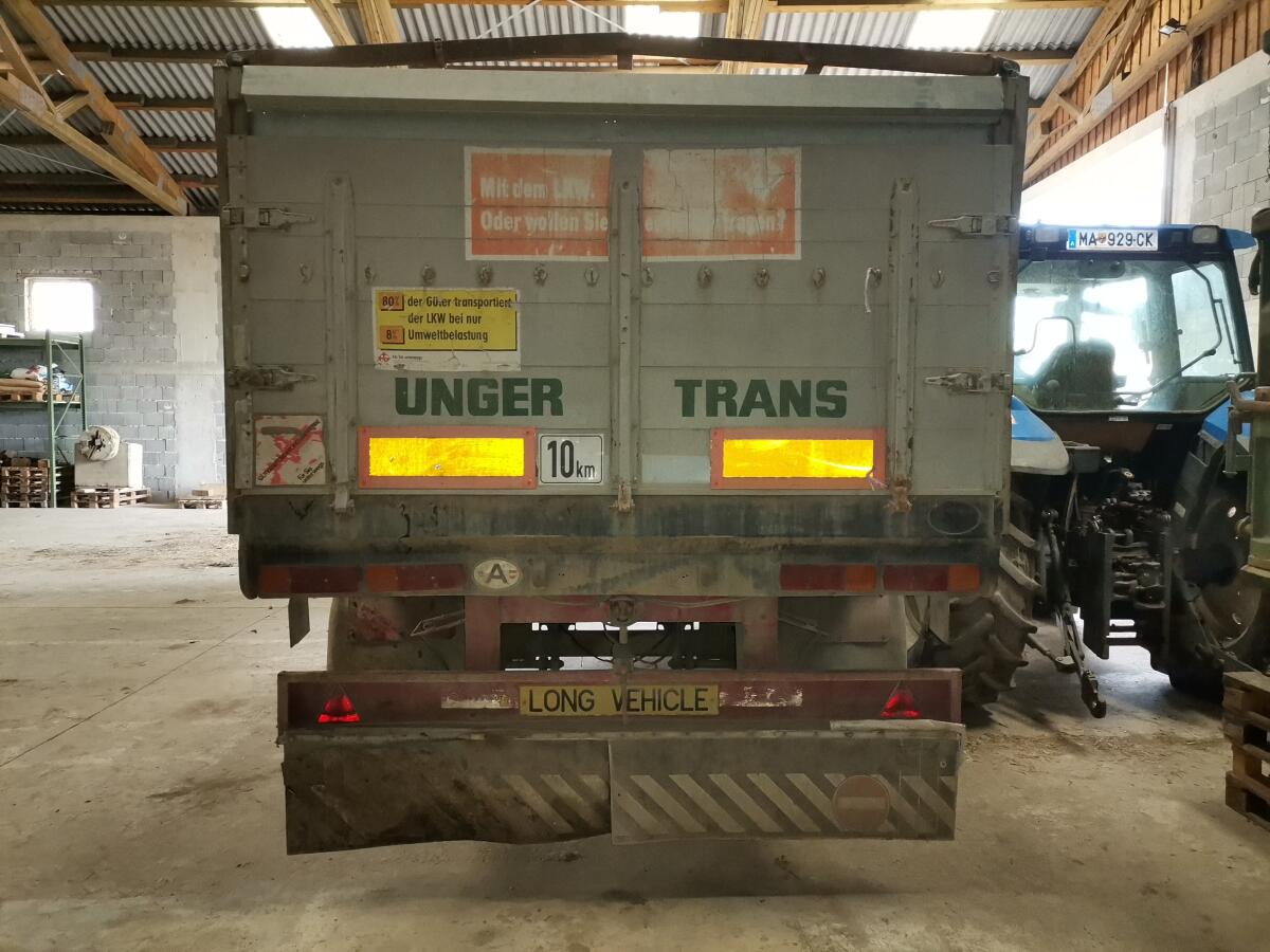 Dreiachs-Anhänger (Getreide) 3