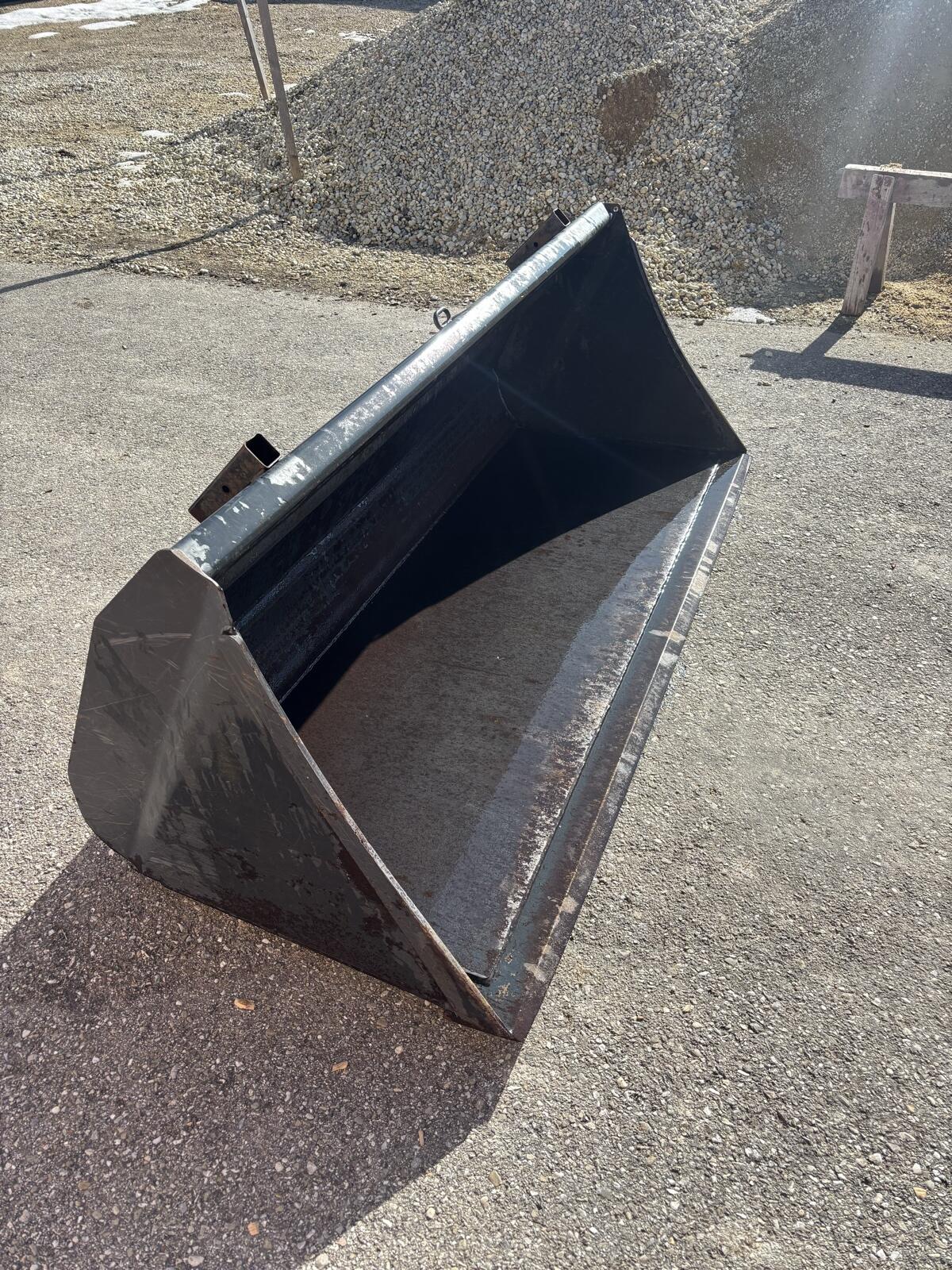 Frontladerschaufel Stoll 3