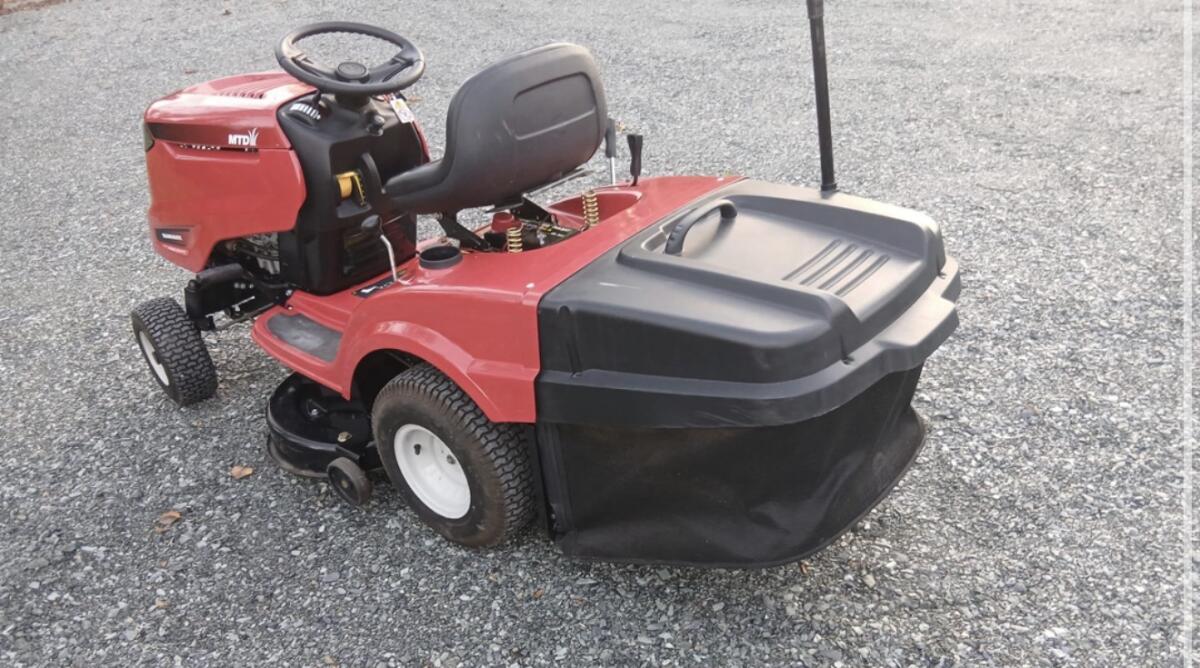 MTD Rasenmähertraktor 3