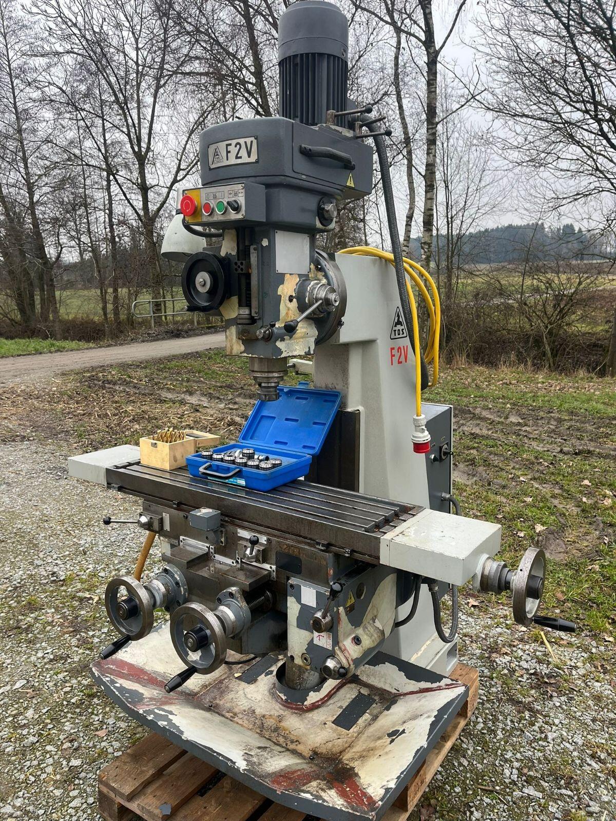 Fräsmaschine TOS Olomouc F2V made in CZ 2