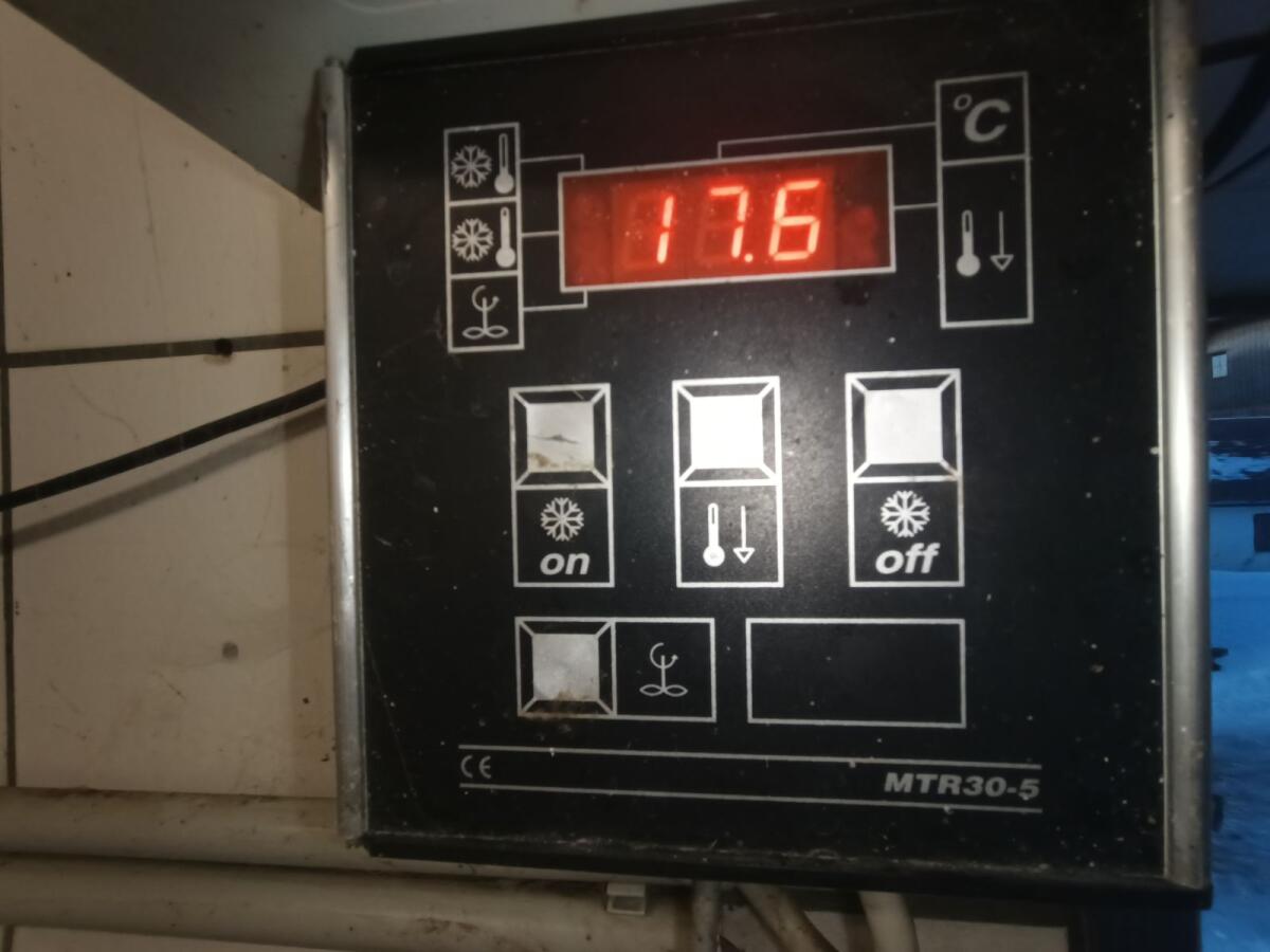 Verkaufe Milchtank 3